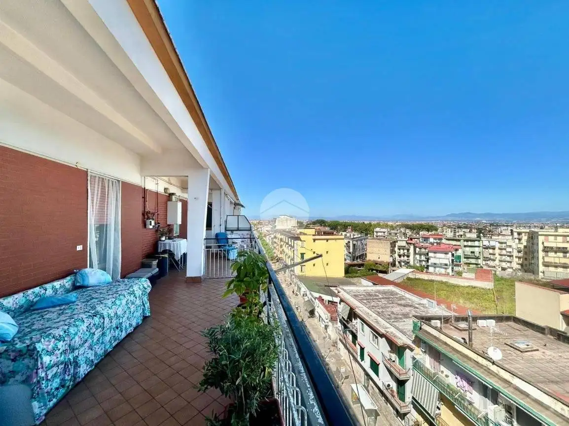 Appartamento in vendita a Napoli