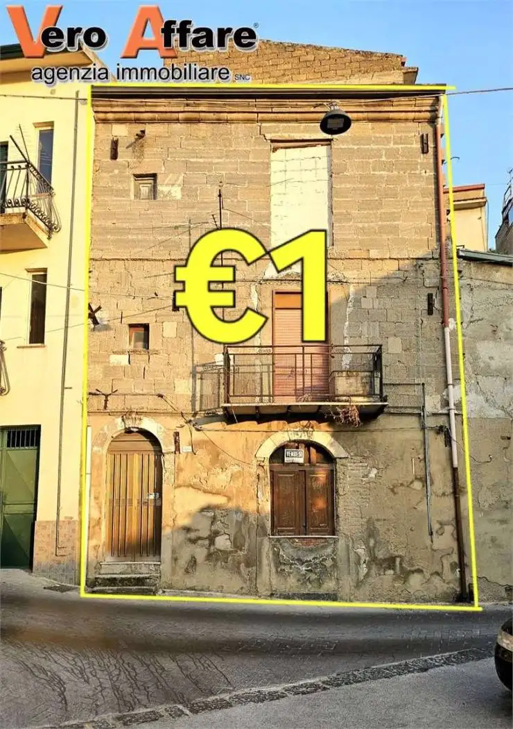 Casa indipendente in vendita a Campofranco