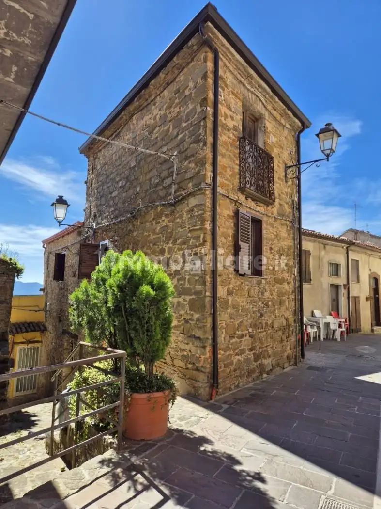 Rustico - Casale in vendita a Perito