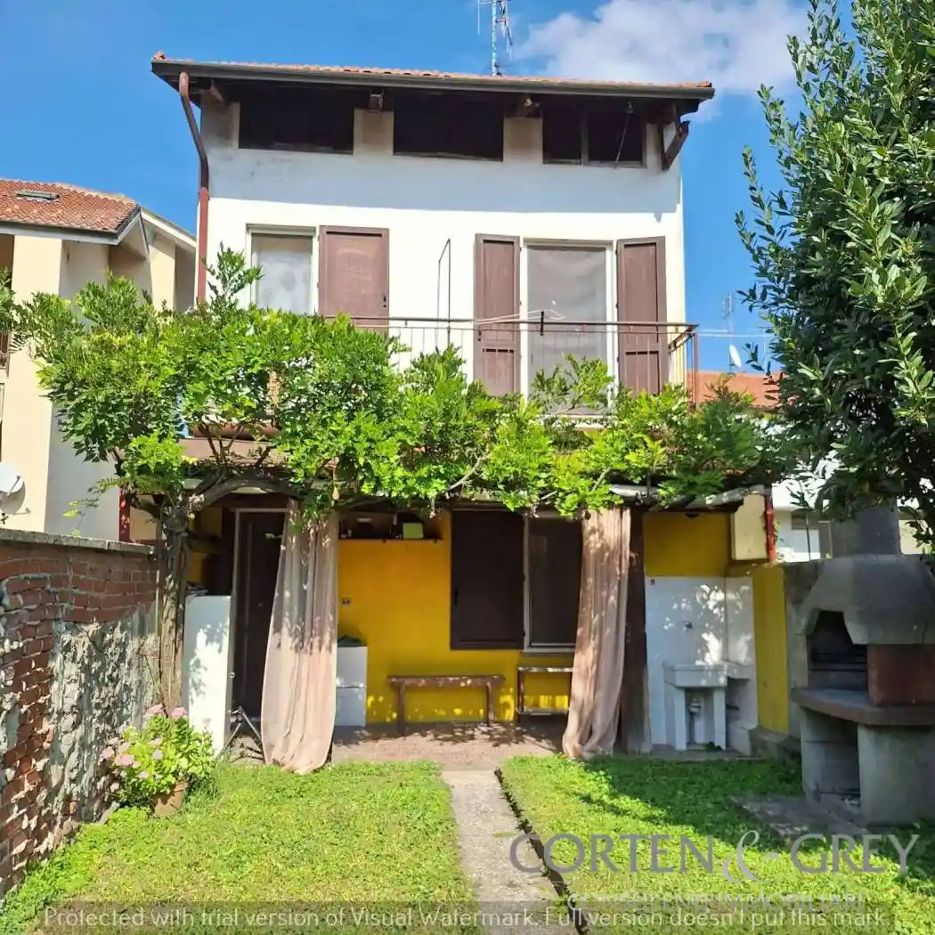 Casa indipendente in vendita a Gassino Torinese