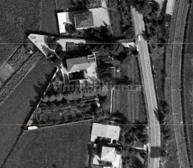 Villa in vendita a Cadorago