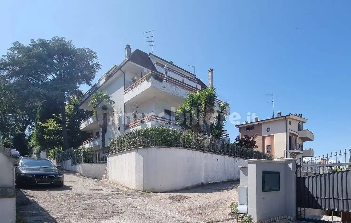 Appartamento via Lago di Martignano 18, Colle Pineta - Colle Santo Spirito, Pescara - foto 3