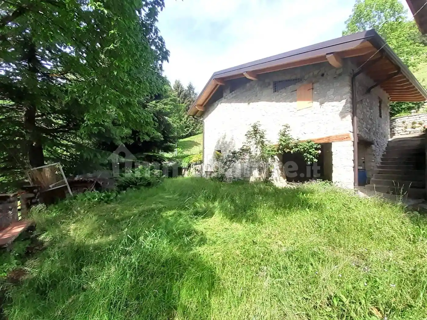 Rustico - Casale in vendita a Gazzaniga