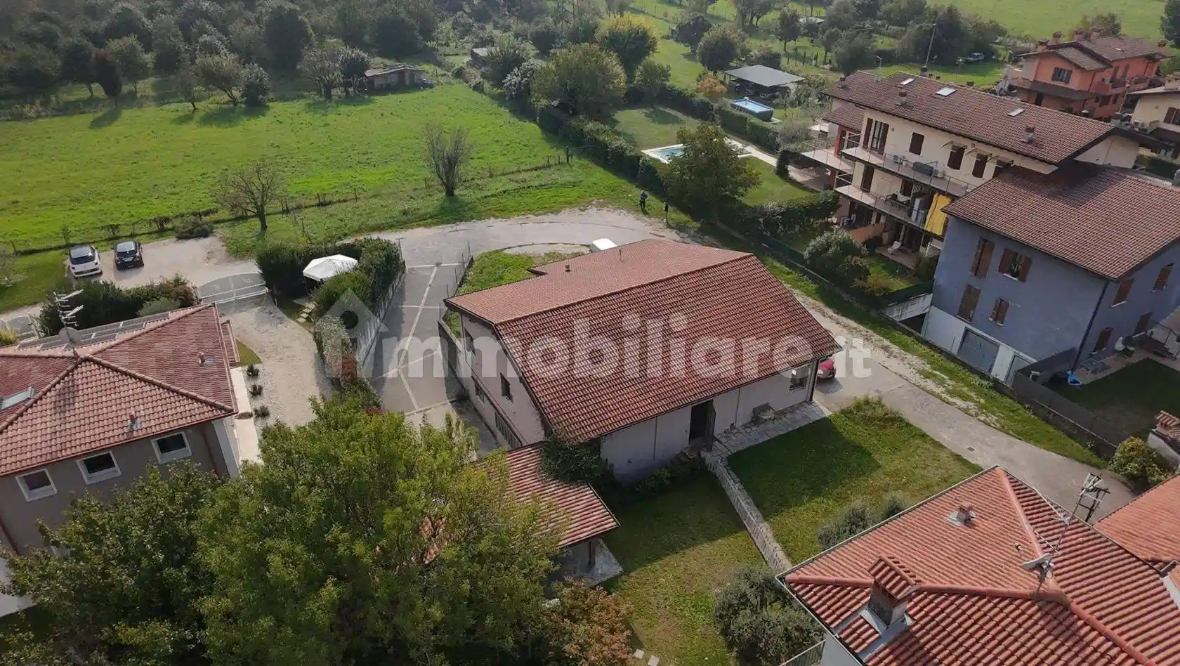 Villa in vendita a Nave