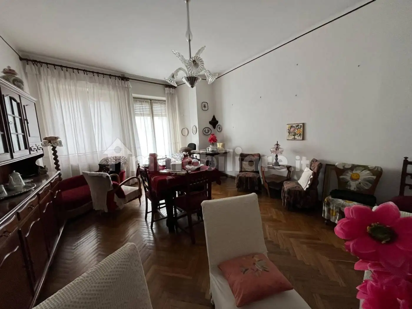 Quadrilocale piazza Generale Giuseppe Perotti 9, Centro, Carrù - foto 3