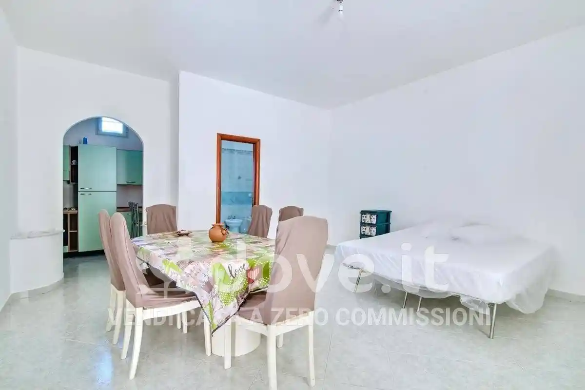 Palazzo - Edificio in vendita a Borgetto