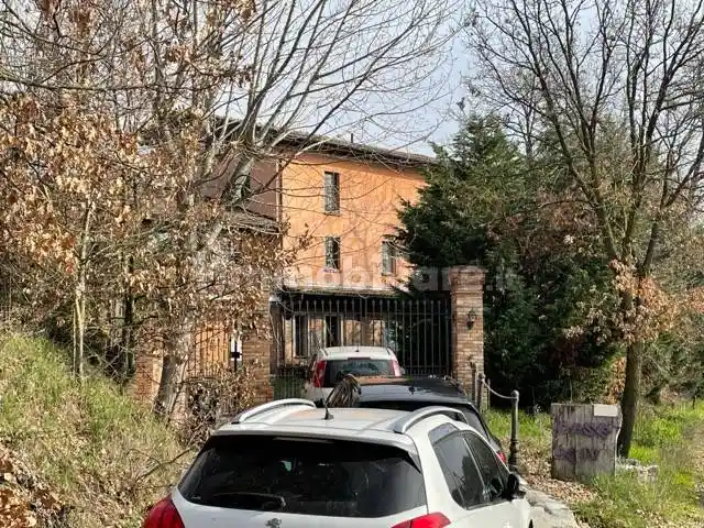 Casa indipendente in vendita a Borgonovo Val Tidone