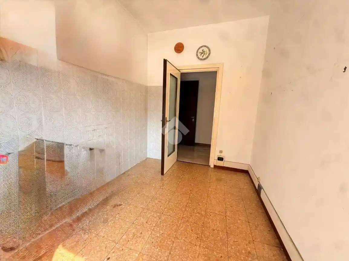 Bilocale viale libertà 14, Centro Storico, Pavia - foto 2