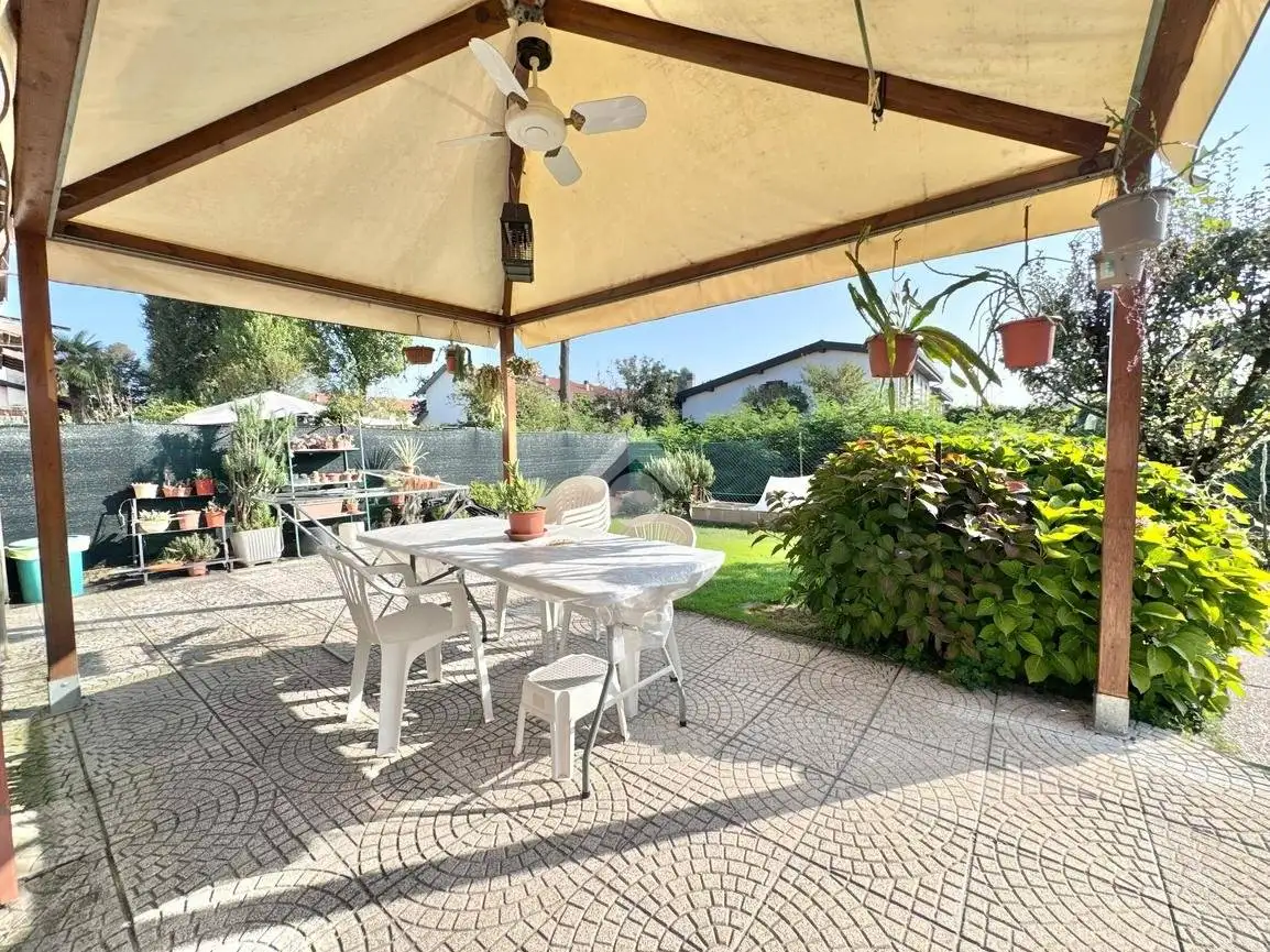 Villa a schiera via E. Berlinguer 18, Casarile - foto 4