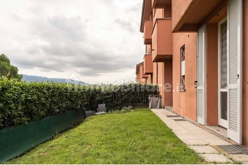 Appartamento in vendita a Costa Masnaga