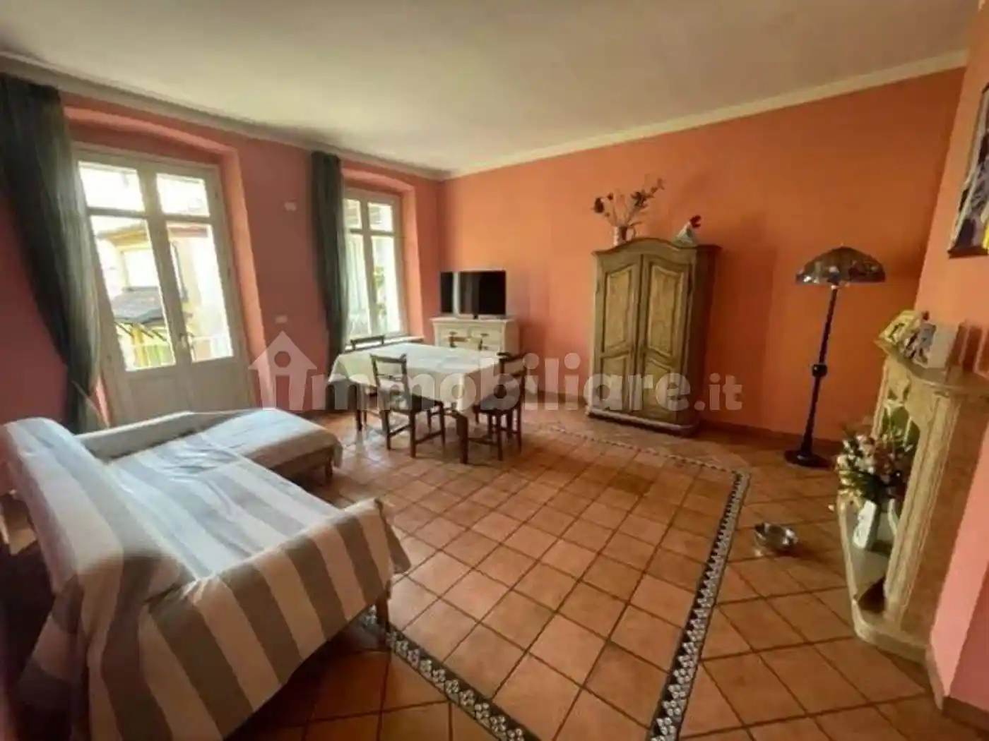 Appartamento secondo piano, Piazza Garibaldi, Alessandria - foto 3