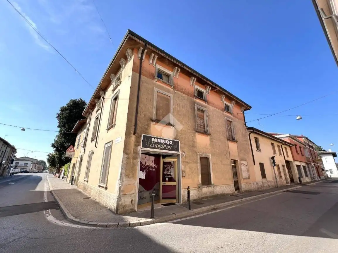Rustico - Casale in vendita a Casalmoro