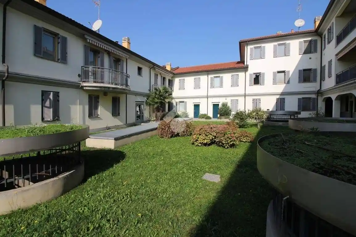 Appartamento in vendita a Rho
