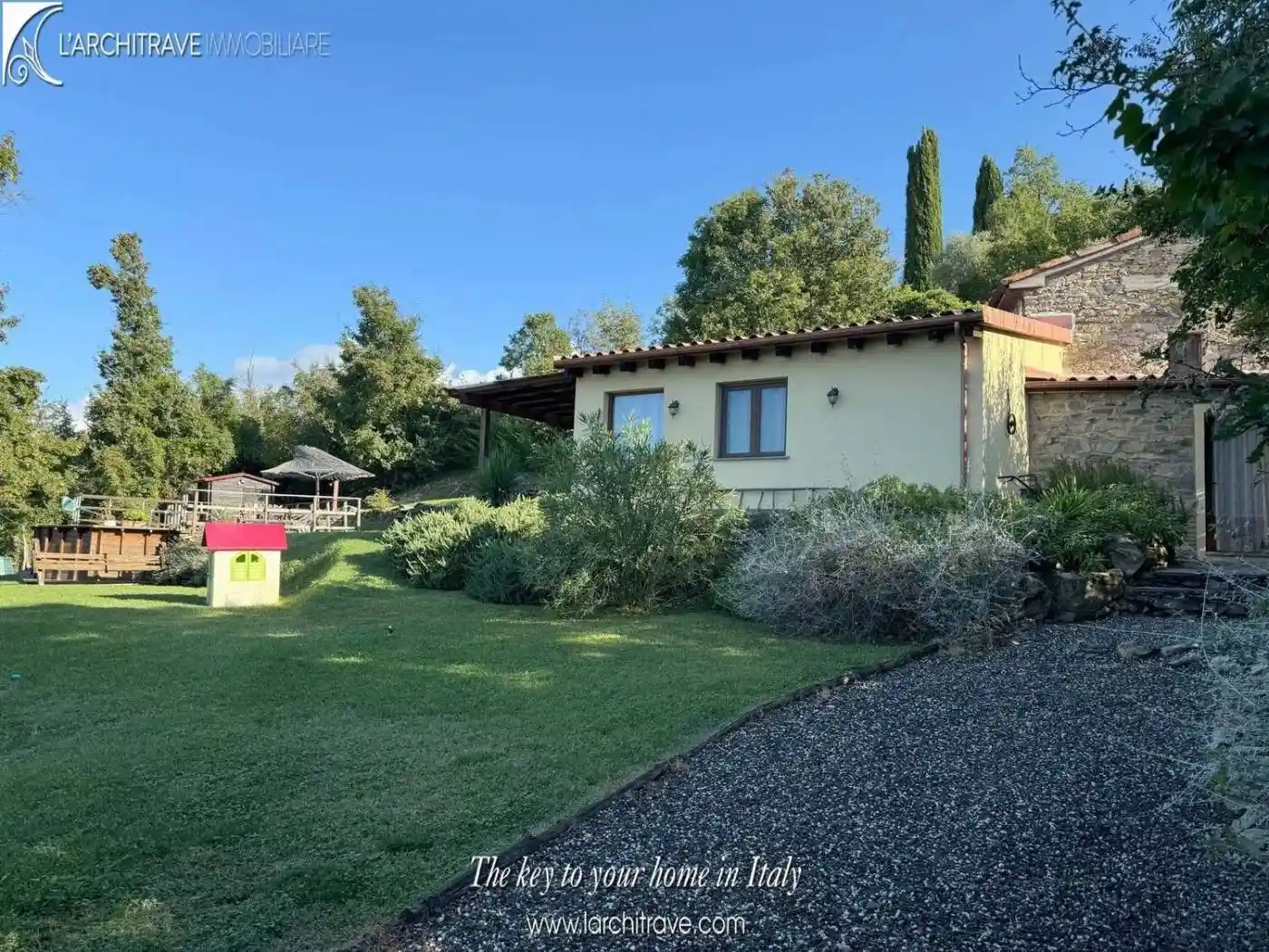 Villa in vendita a Licciana Nardi