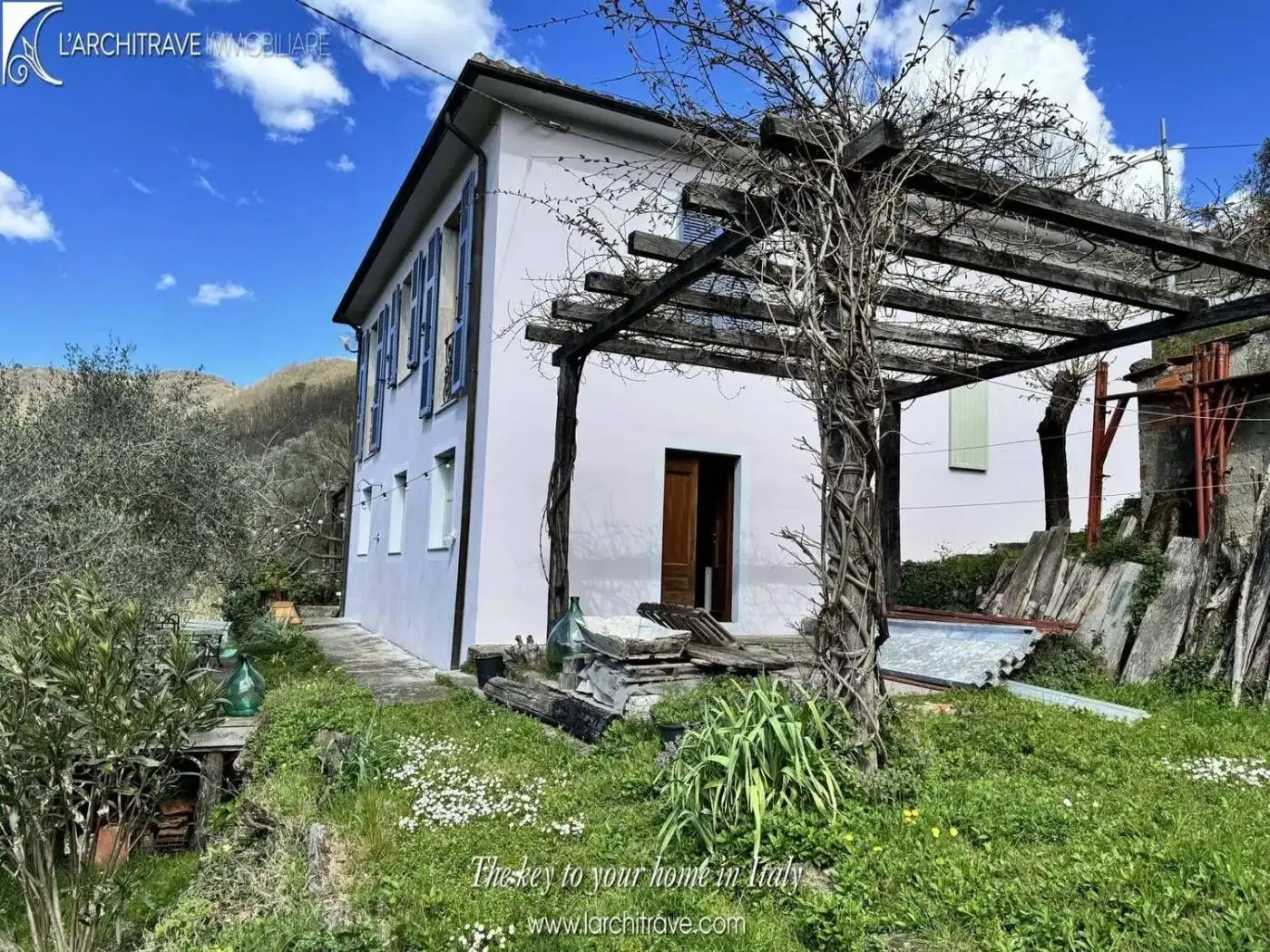 Villa in vendita a Tresana