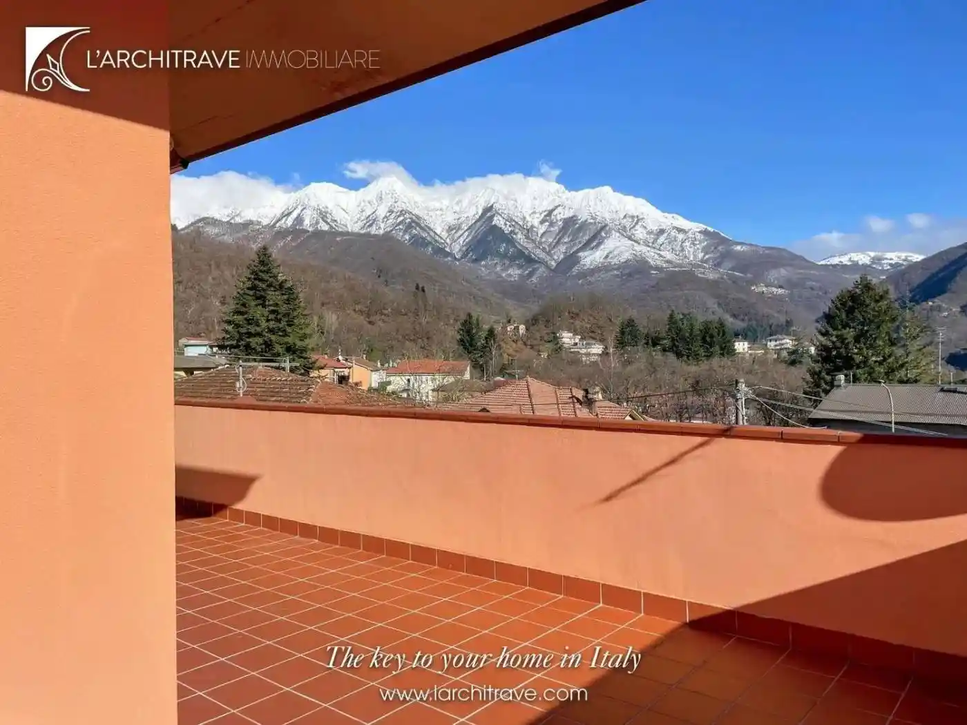 Villa in vendita a Comano