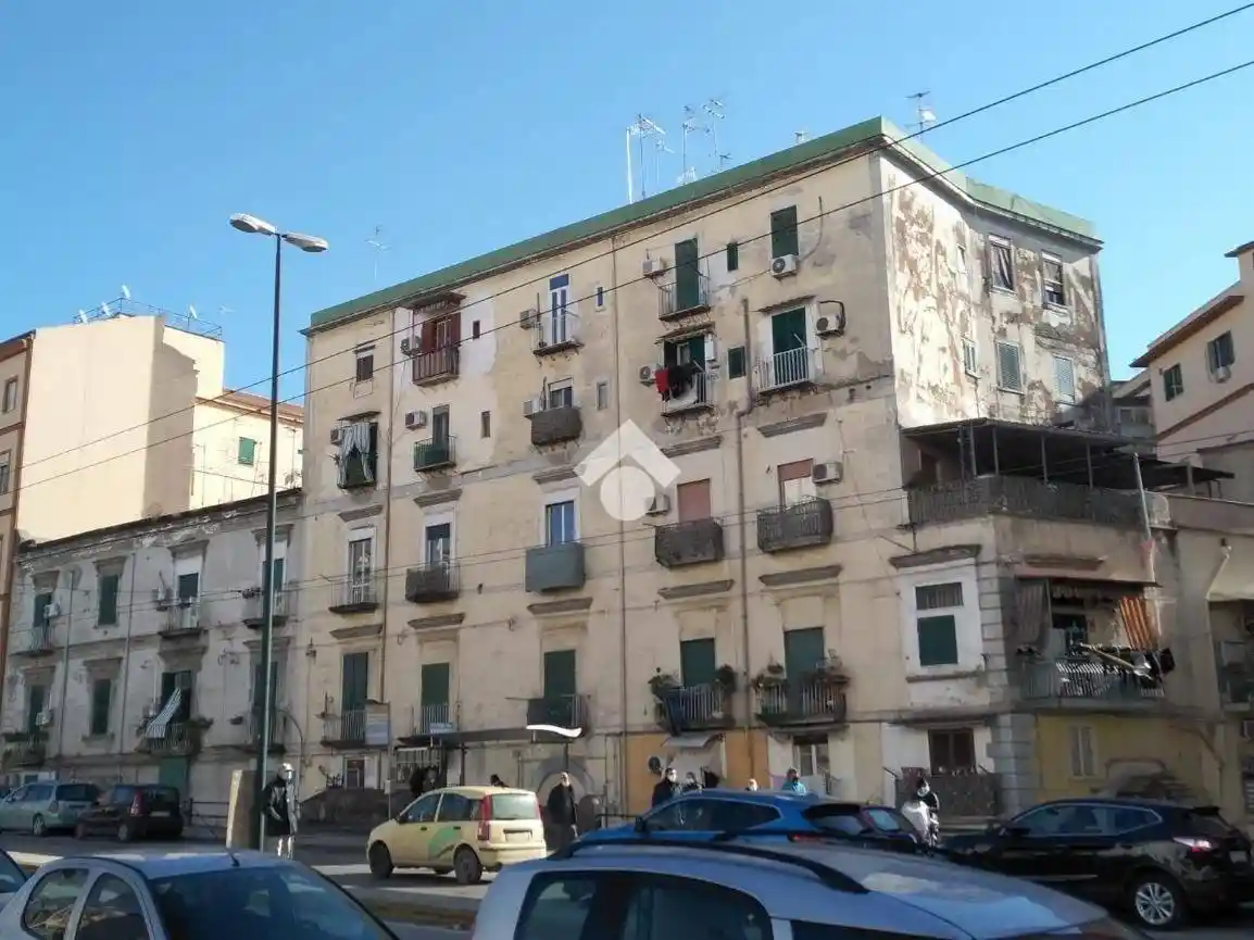 Appartamento in affitto a Napoli
