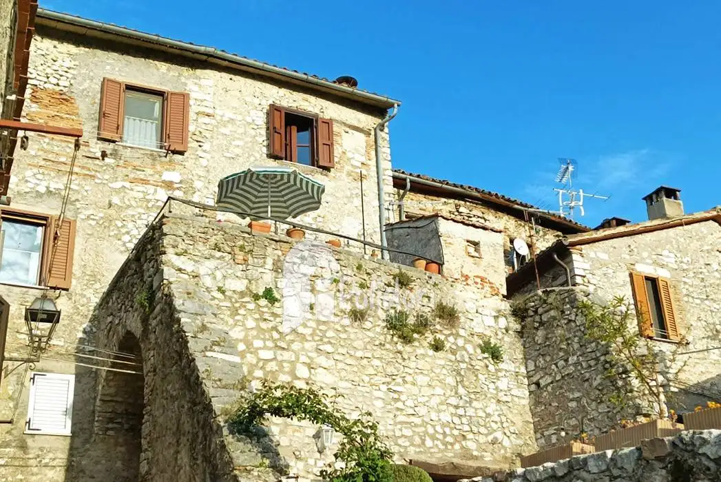 Casa indipendente in vendita a Cottanello