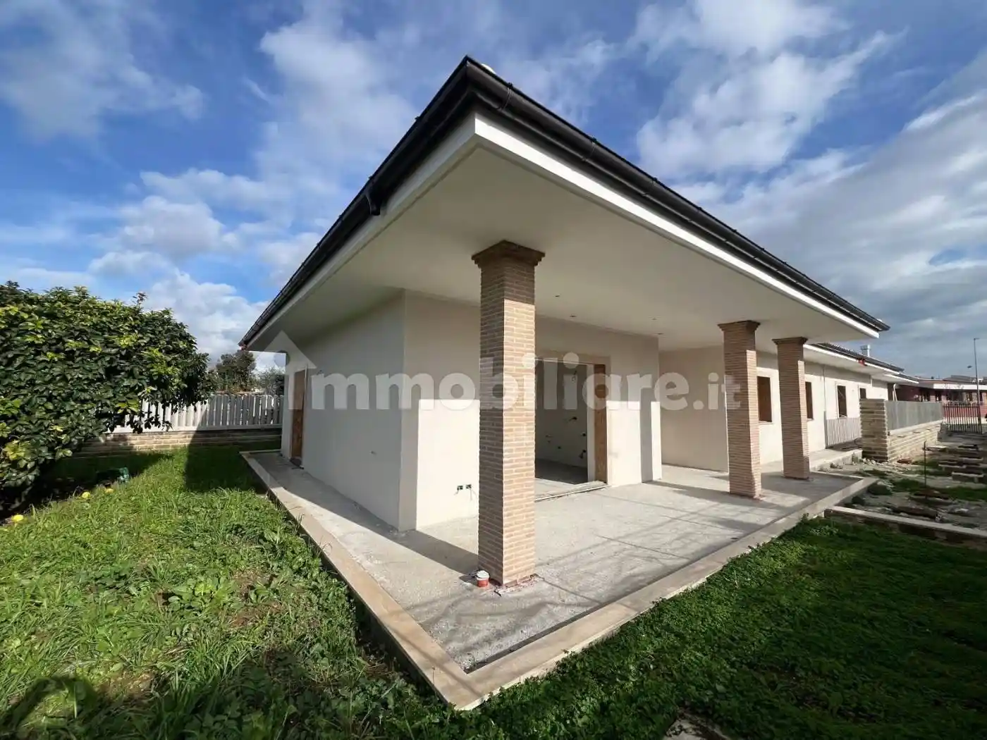 Villa in vendita a Ladispoli