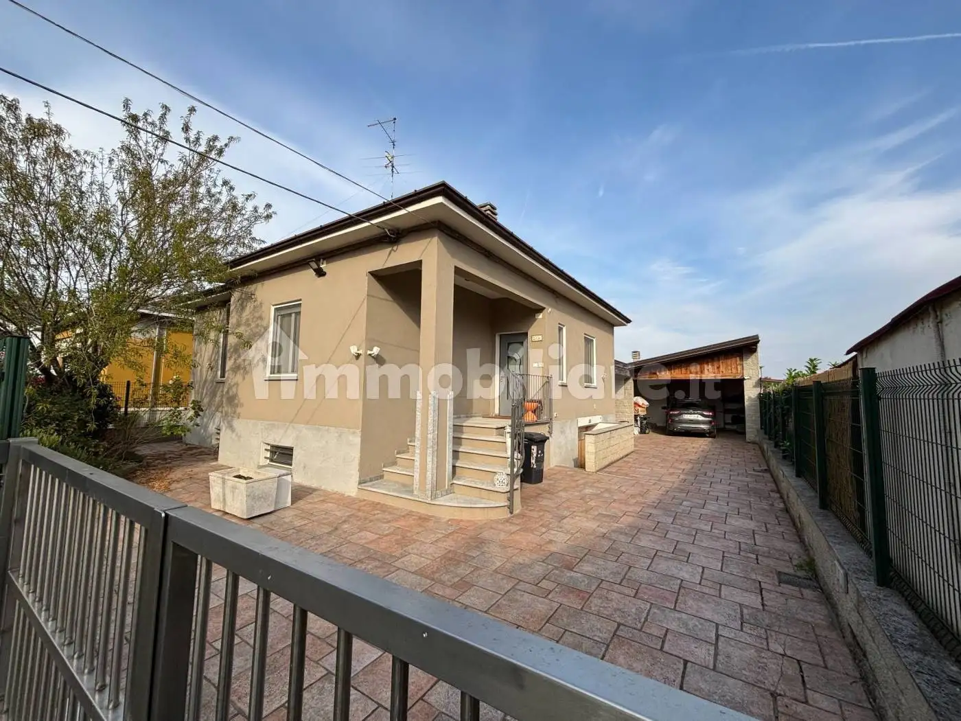 Villa in vendita a Piacenza