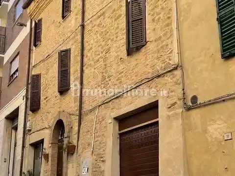 Casa indipendente in vendita a Cupramontana