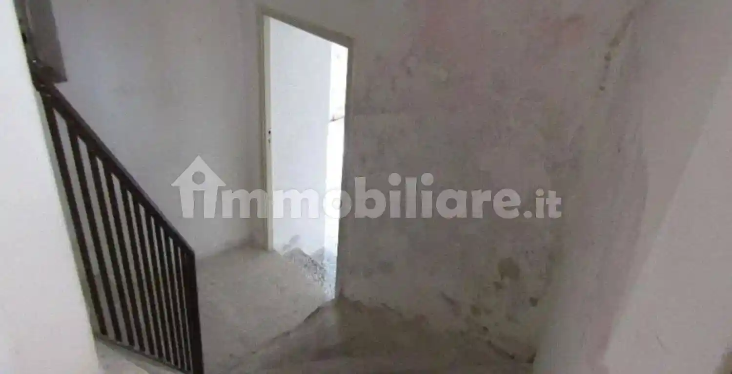 Monolocale via Del Parco Pollino No Number, Centro, Belvedere Marittimo - foto 5