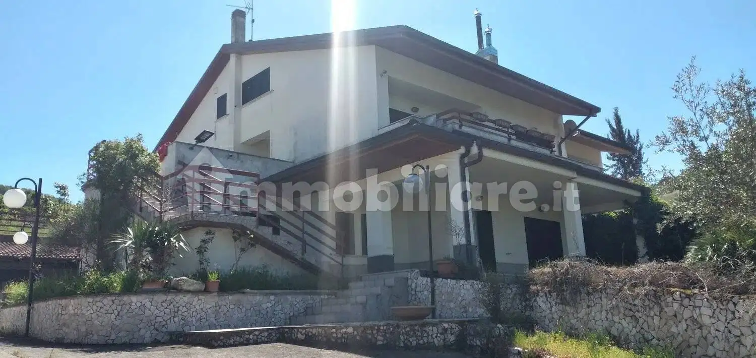 Villa in vendita a Potenza