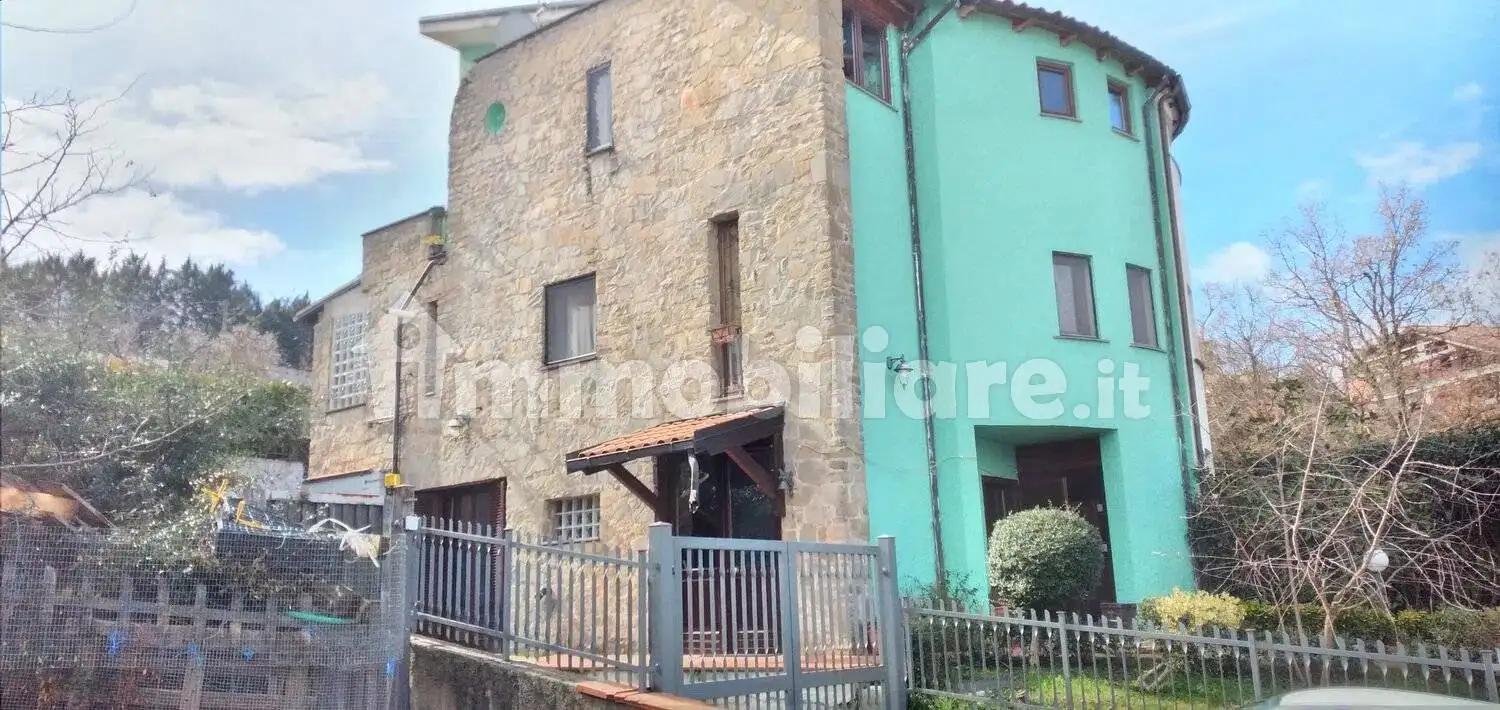 Villa in vendita a Pignola