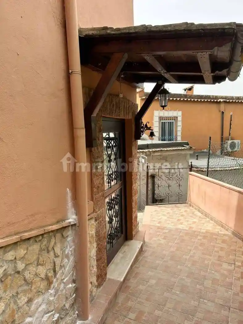 Casa indipendente in vendita a Priverno