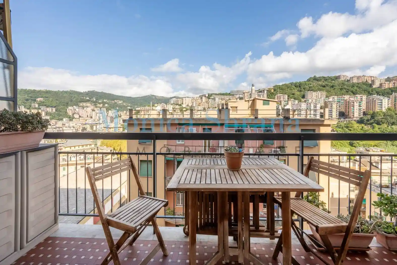 Appartamento in vendita a Genova