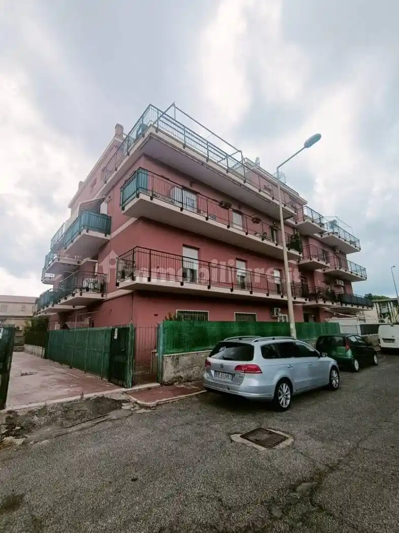 Appartamento in vendita a Ladispoli