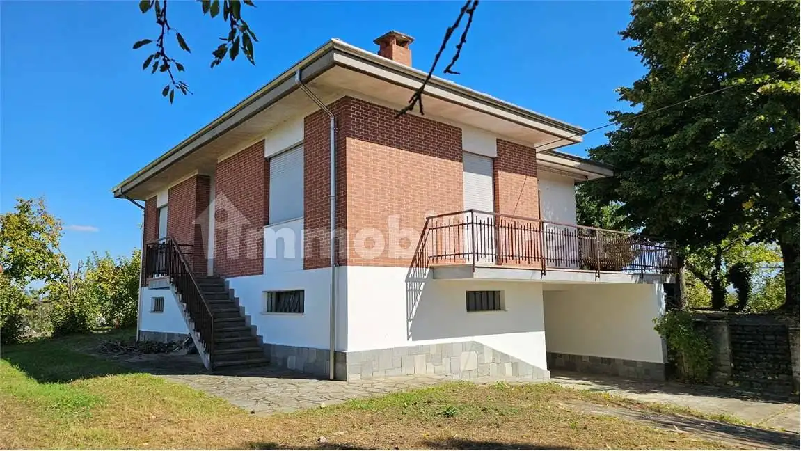 Villa in vendita a Belveglio