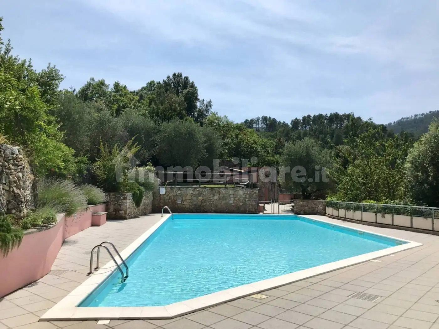 Appartamento in vendita a Beverino