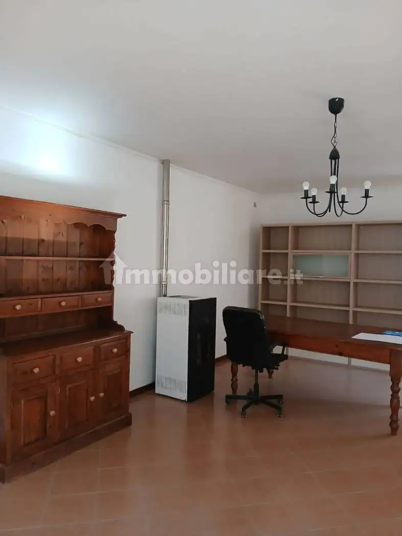 Villetta a schiera in affitto a Urbisaglia