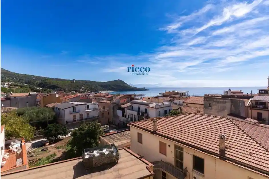 Appartamento in vendita a Camerota