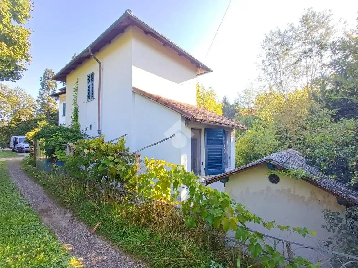 Casa indipendente in vendita a Busalla