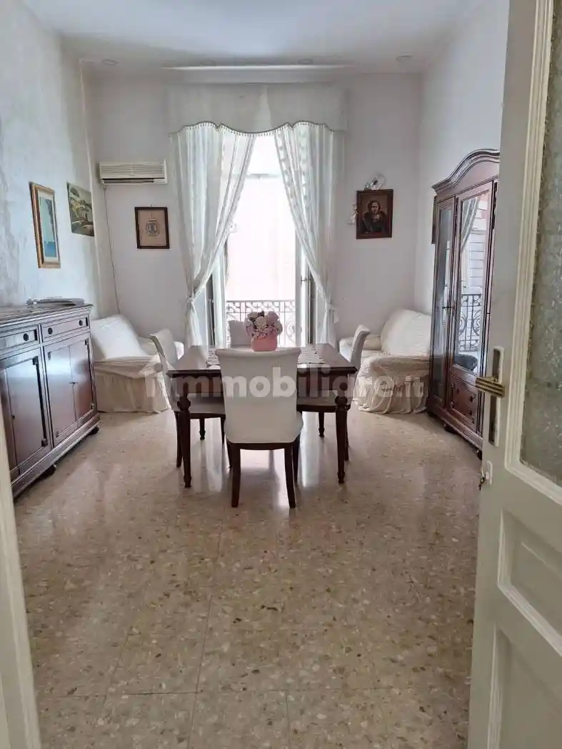 Quadrilocale via Sant'Aspreno 13, Centro Storico, Napoli - foto 5