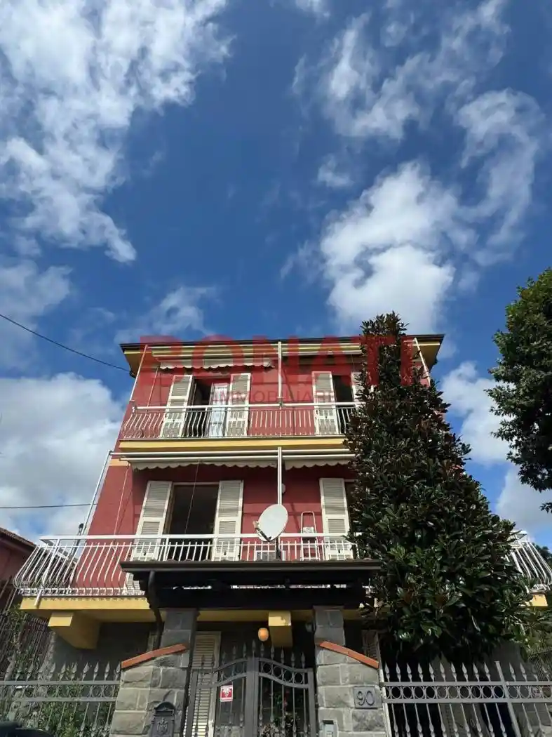 Villa in vendita a Vezzano Ligure