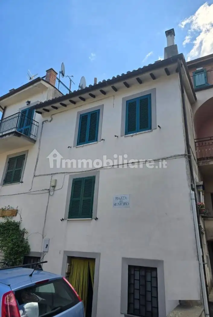 Appartamento in vendita a Pisoniano