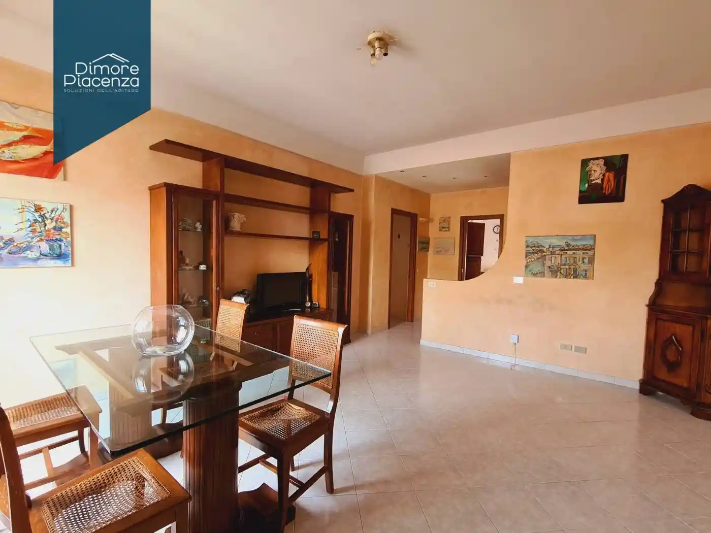 Appartamento in vendita a Piacenza