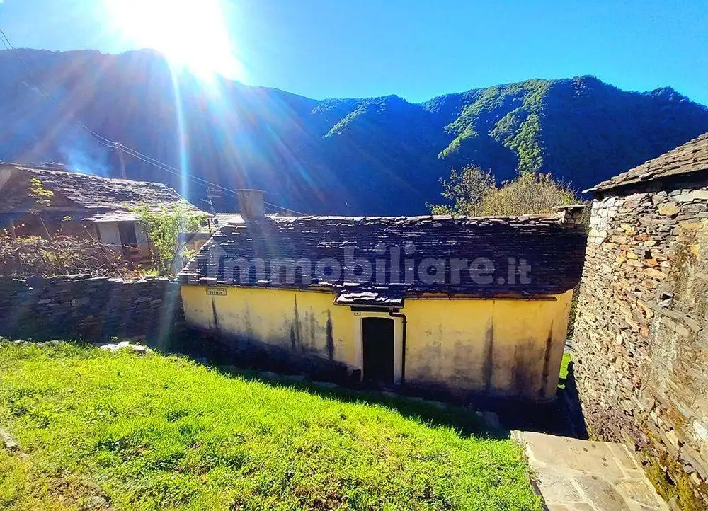 Villa in vendita a Cossogno