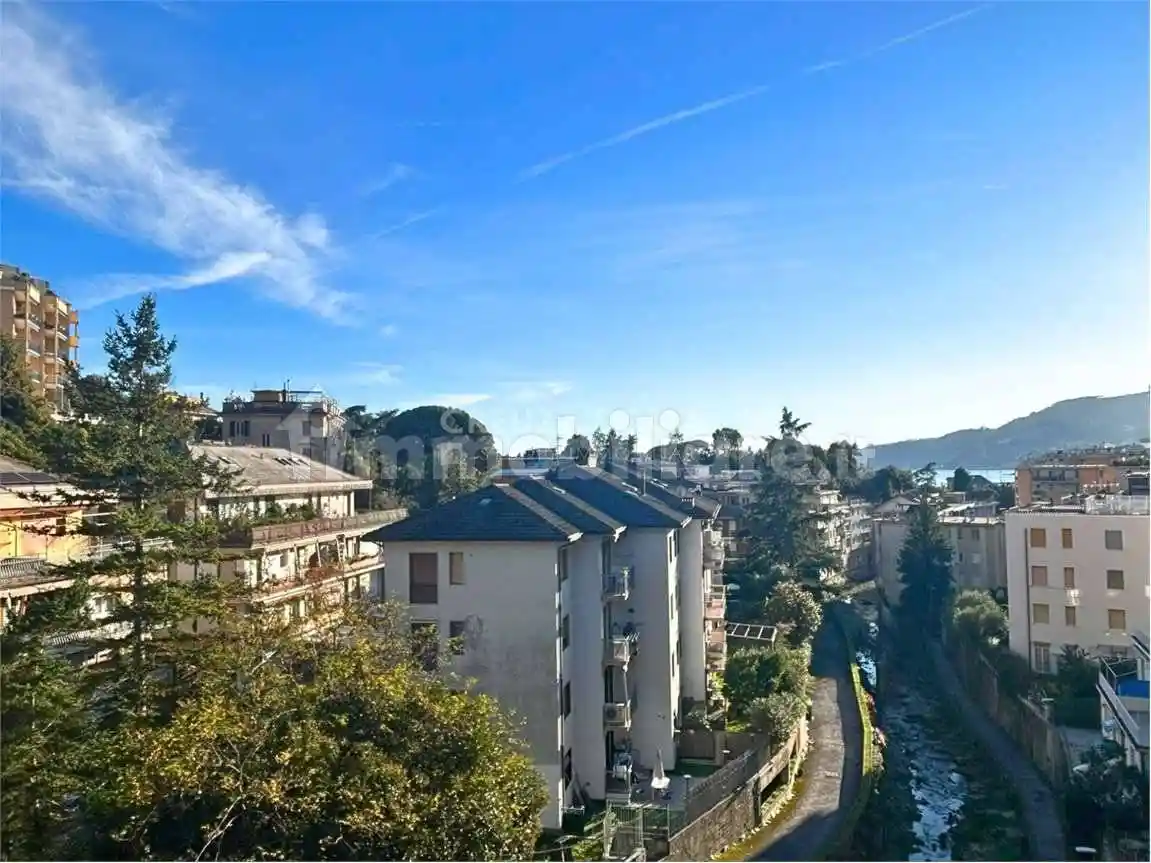 Appartamento in vendita a Rapallo