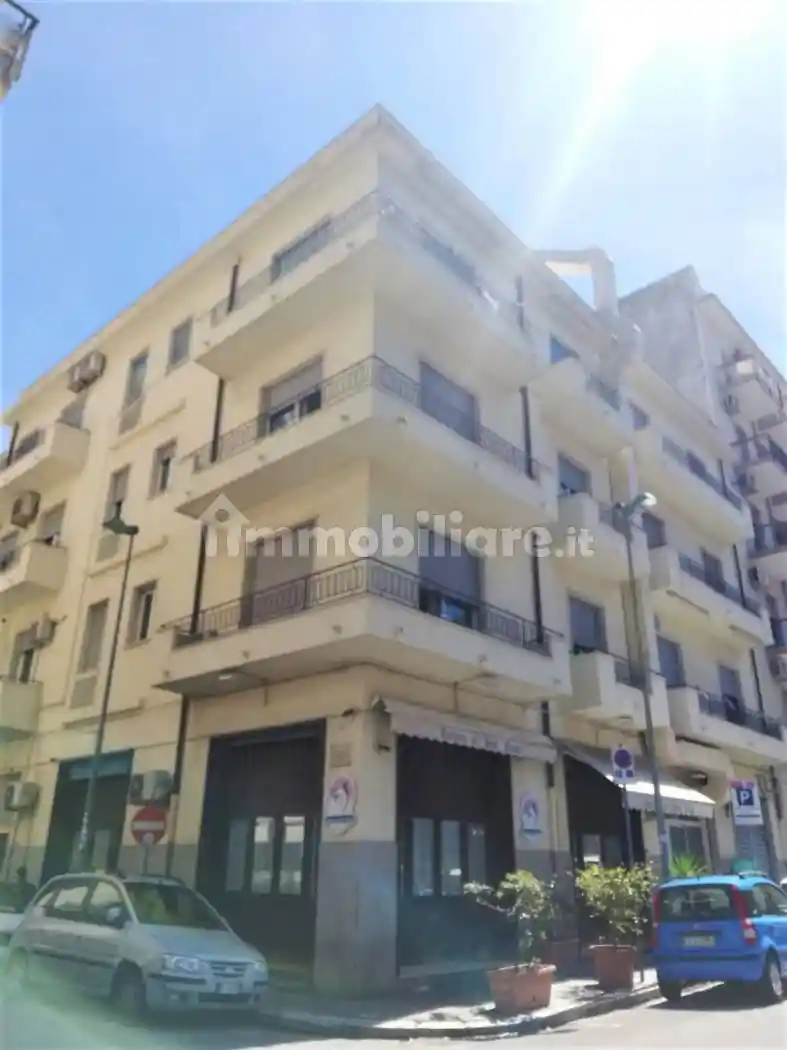 Quadrilocale via Gaspare del Fosso, Centro Storico, Reggio Calabria - foto 4