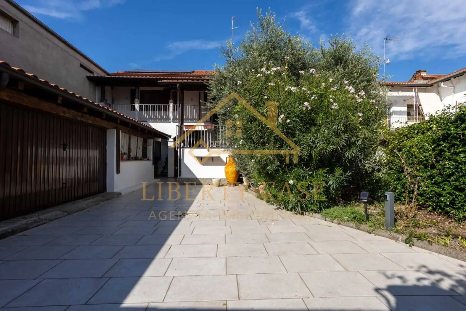 Casa indipendente in vendita a Asigliano Vercellese