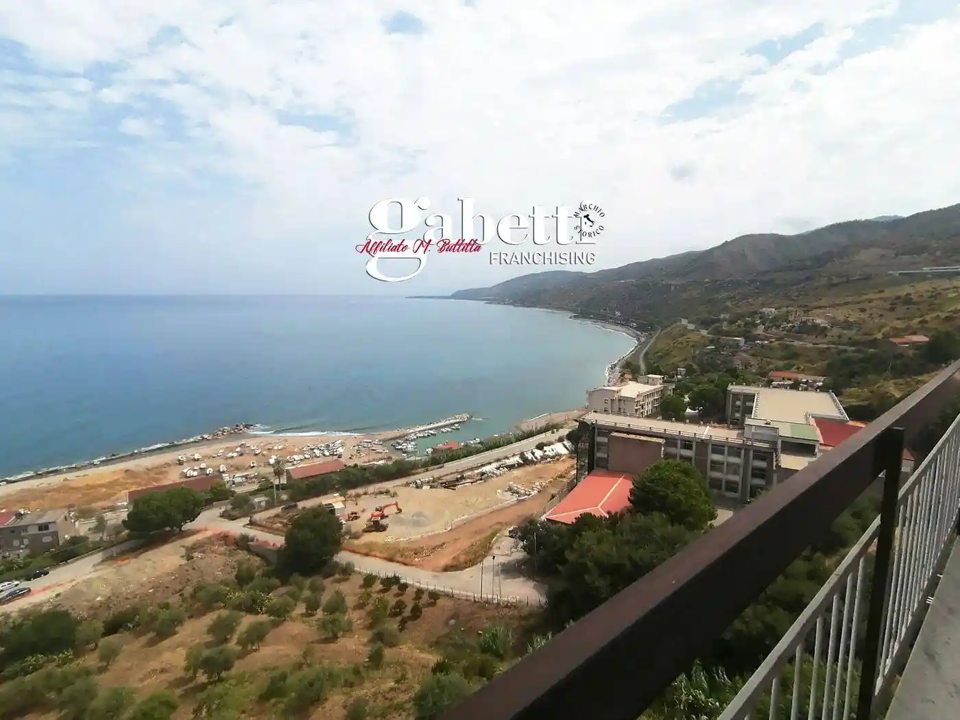 Appartamento in vendita a Santo Stefano di Camastra