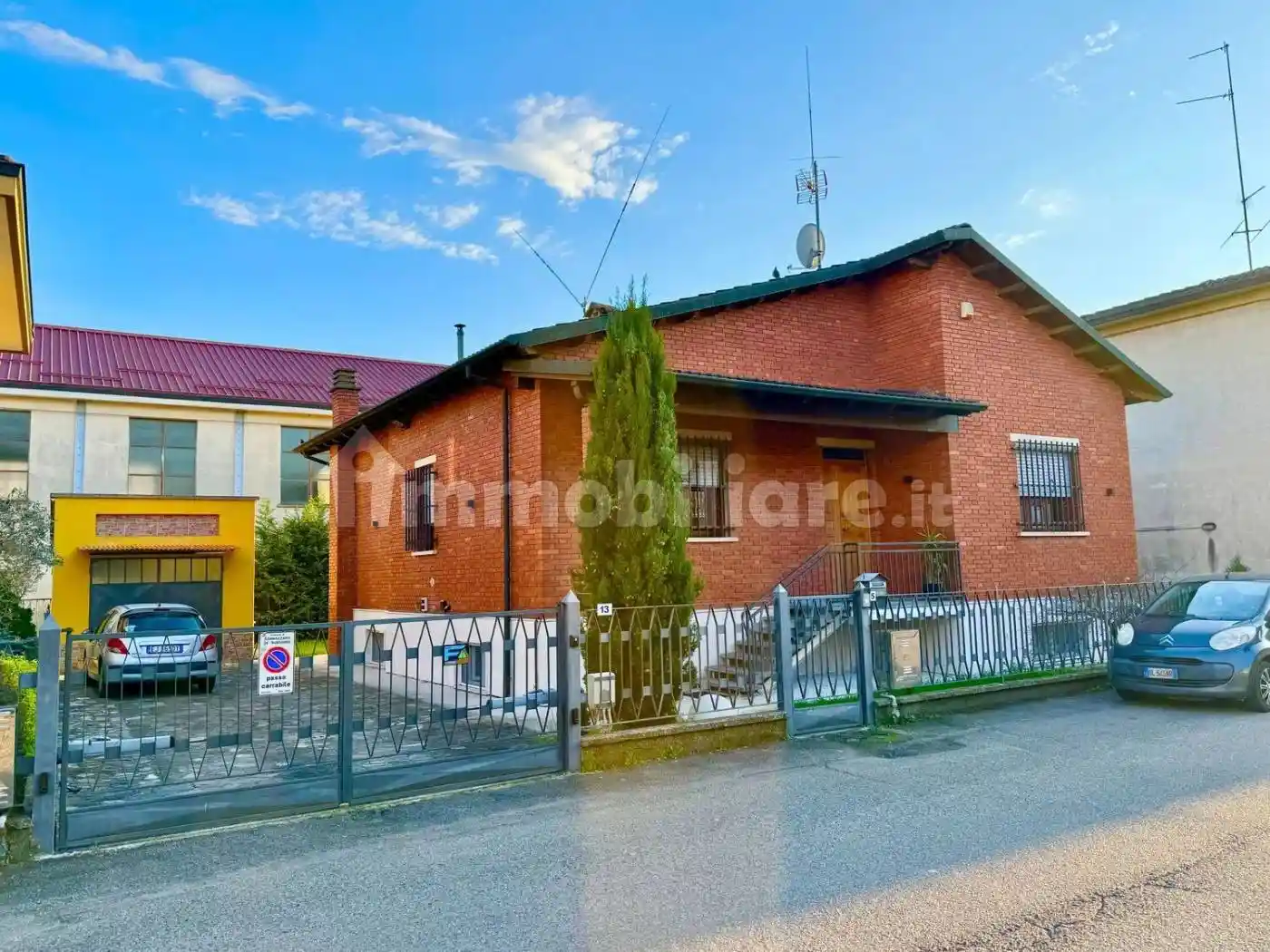 Villa in vendita a Sannazzaro de' Burgondi