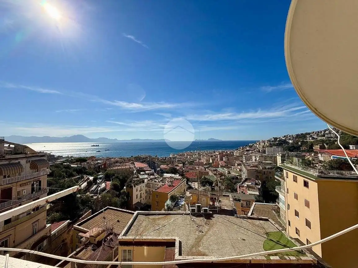 Appartamento in affitto a Napoli