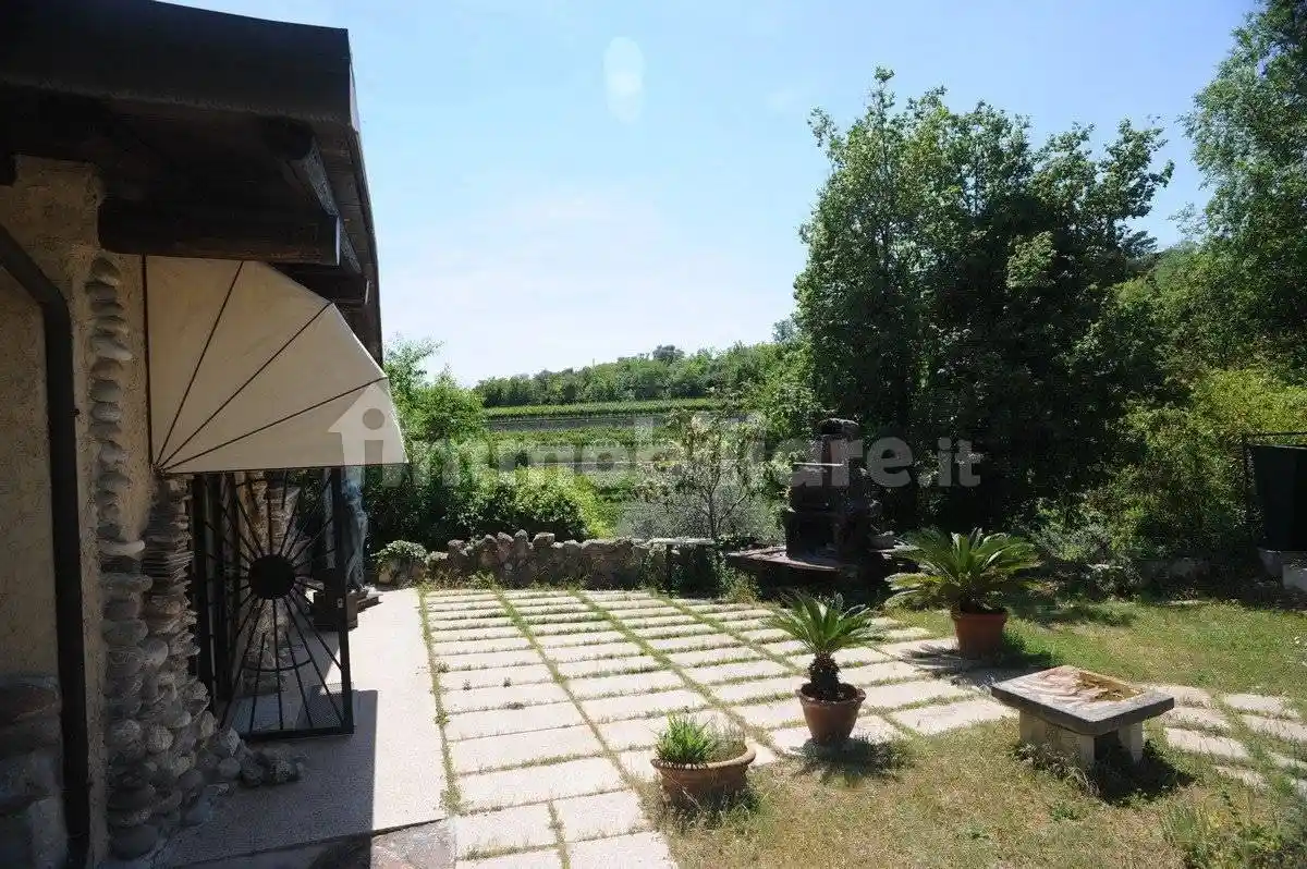 Villa unifamiliare, buono stato, 700 m², Quinzano, Verona - foto 2