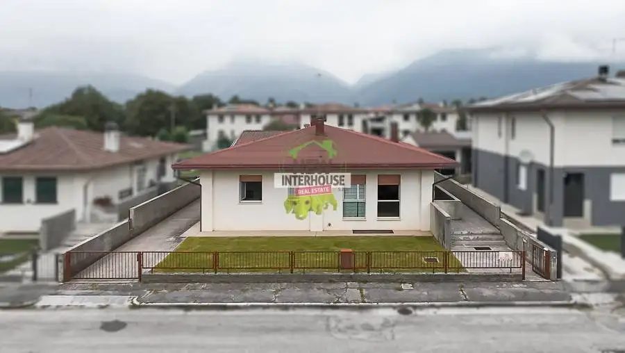 Villa in vendita a Vajont