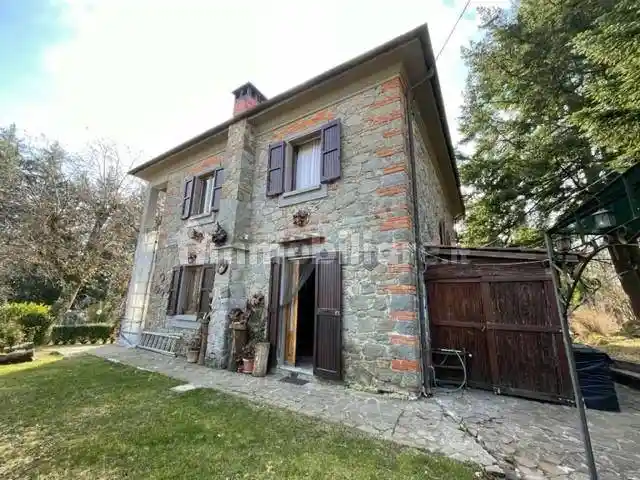 Casa indipendente in vendita a Marliana